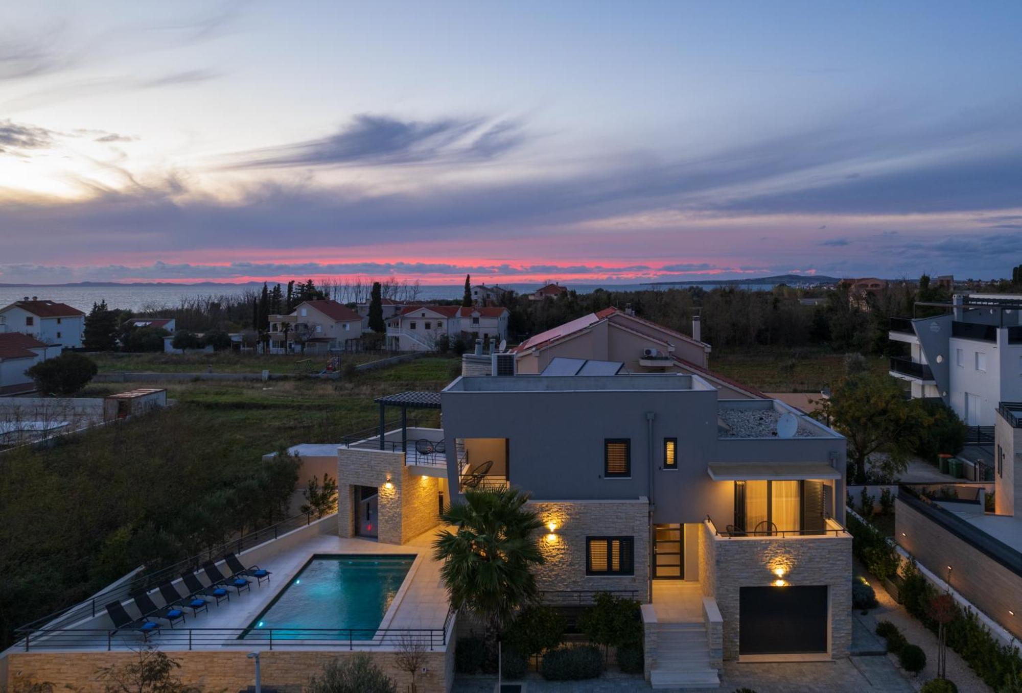 Villa Roca With Heated Pool And Sauna Privlaka  Εξωτερικό φωτογραφία